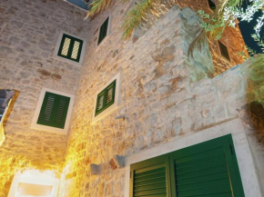 Sea-View Villa in Bol with Sauna & bubble bath